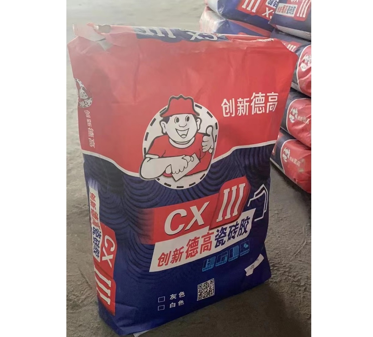 創(chuàng)新德高瓷磚膠